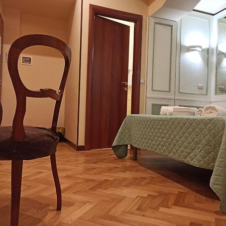 Domina Popolo Bed & Breakfast Rome Bagian luar foto