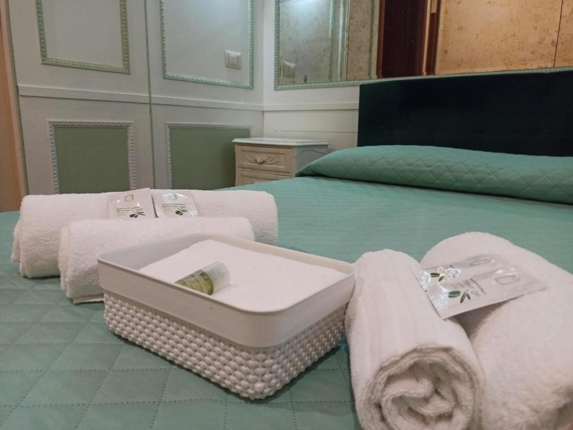 Domina Popolo Bed & Breakfast Rome Bagian luar foto